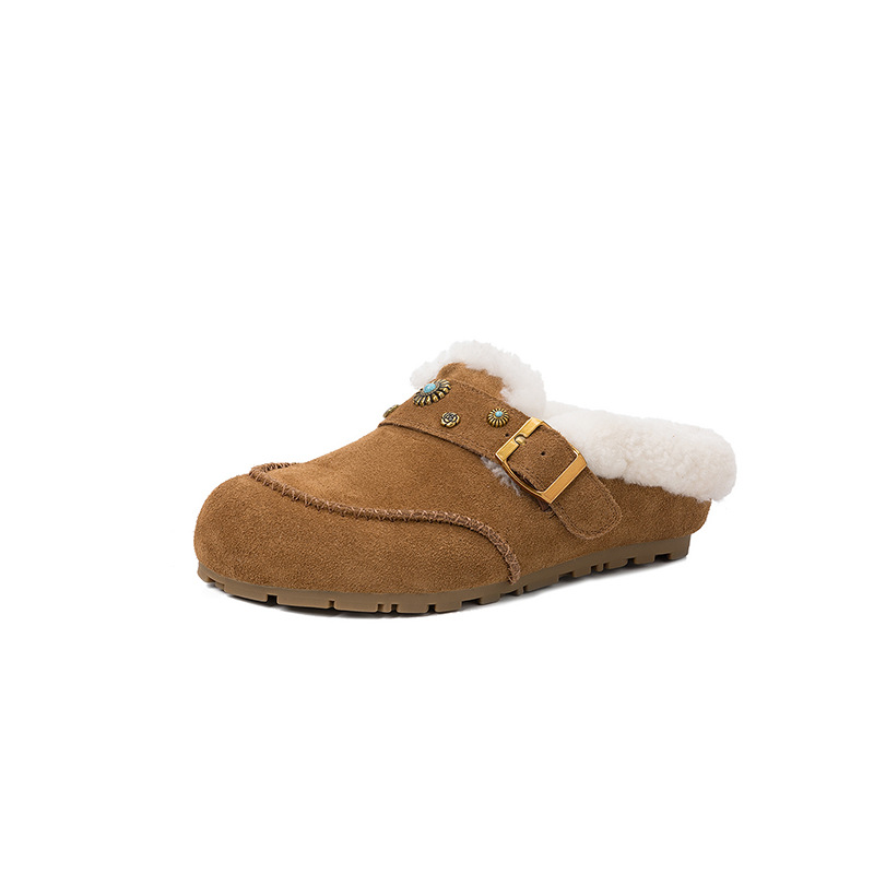 Dép mule nữ lông cừu đế xốp Birkenstock phong cách đinh tán, mũi kín, lót nâng nhẹ — hổ phách