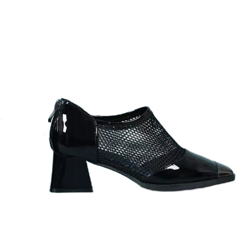 Sandálias de malla para mujeres 2026 nueva primavera y verano de tacones gruesos zapatos cuadrados de cabeza de hierro zapatos transpirables de malla de talón medio