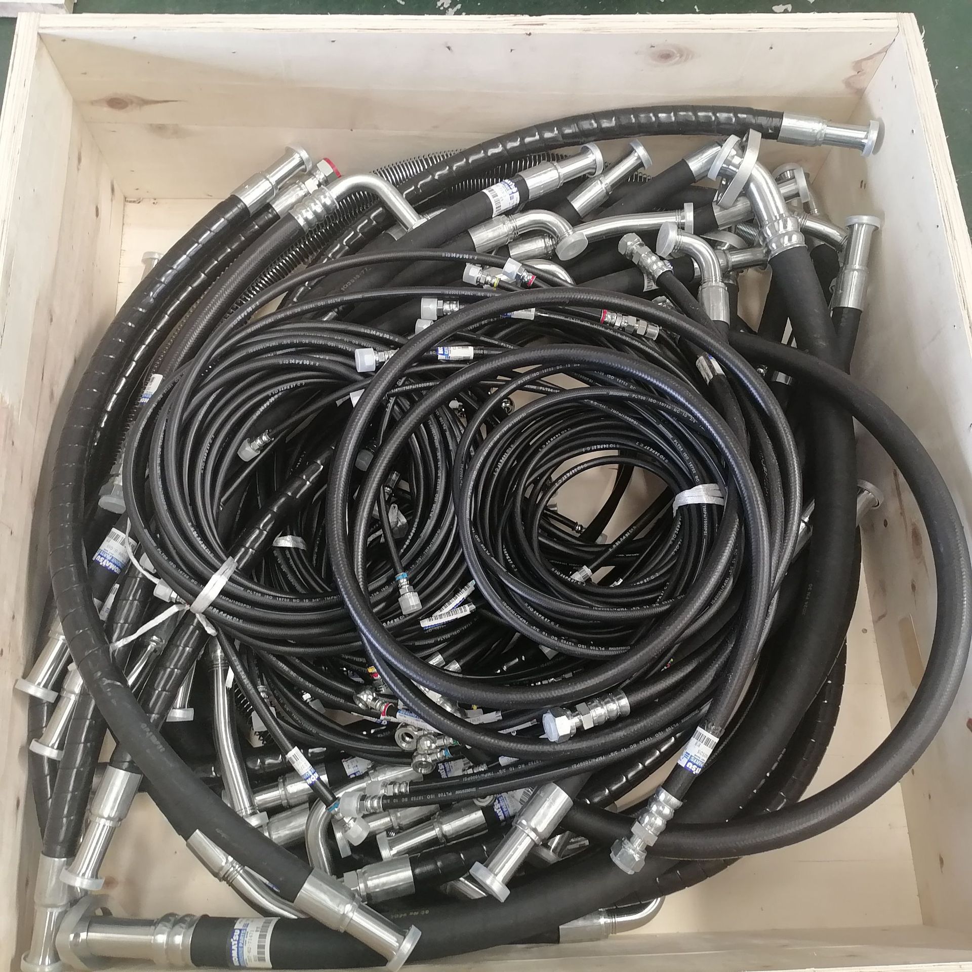 挖机高压液压油管钢丝编织软管厂家直销工程机械胶管总成