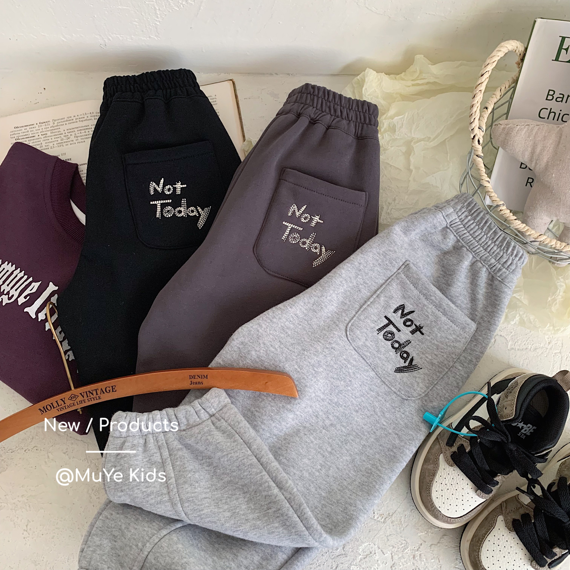 children‘s velvet padded casual pants 2024 winter new pure cotton thickened warm all-matching embroidered sweatpants babies‘ trousers tide