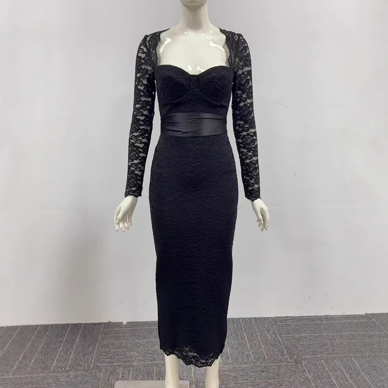 Long-Sleeved, Hip-Hugging, Sexy, Form-Fitting Lace Dress, Lace Long-Sleeved Waist-Cinching Little Black Dress Long-Sleeved, Hip-Hugging, Sexy, Form-Fitting Lace Dress, Lace Long-Sleeved Waist-Cinching Little Black Dress