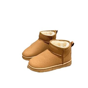 Botas de nieve para mujeres 2025 invierno nuevo retro cabeza redonda de tamaño grande comercio exterior más zapatos de algodón de veludo estudiantes botas de algodón de tubo corto
