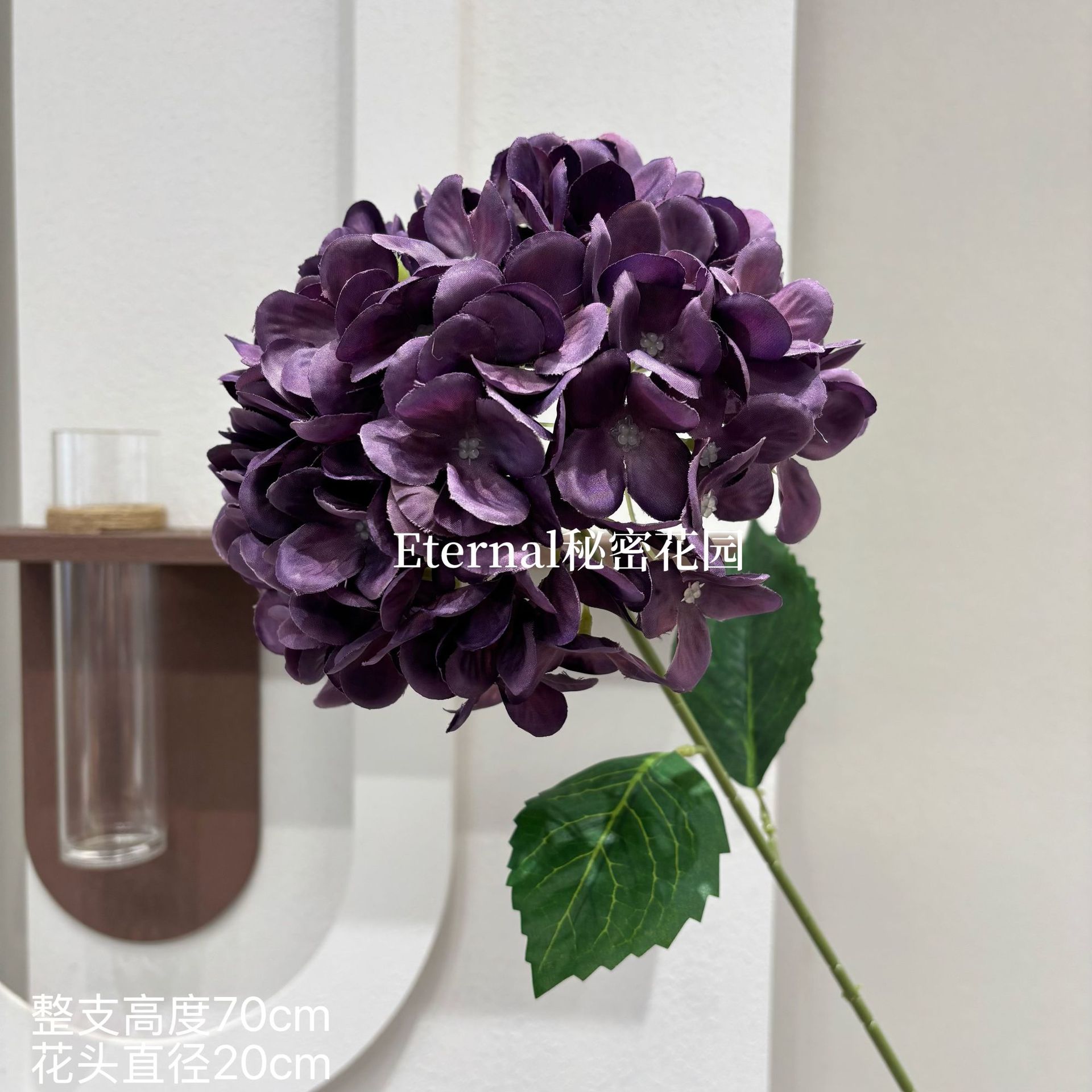 검은 보라색