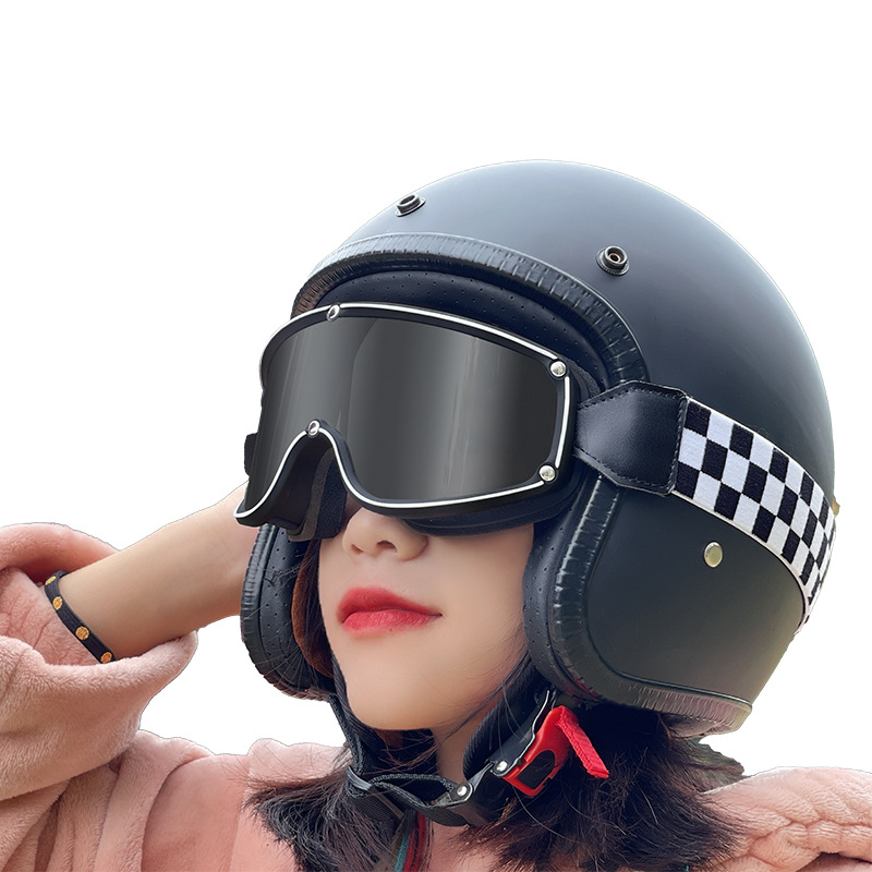 Ski retro helmet