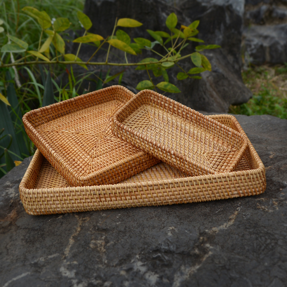 Handwoven Rattan Storage Basket With Lid And Inner Fabric Lining_voghion.com
