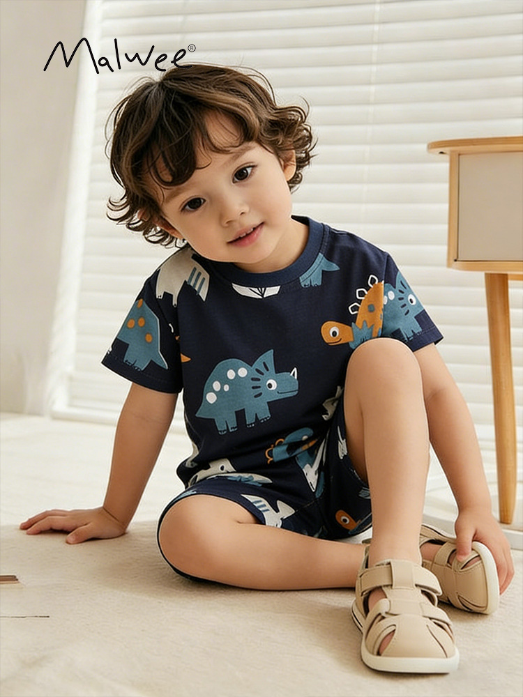 Malwee transfronterizo juego de niños de verano nuevo chico guapo cuello redondo camiseta europea y americana para niños de mediana edad set de verano dos piezas