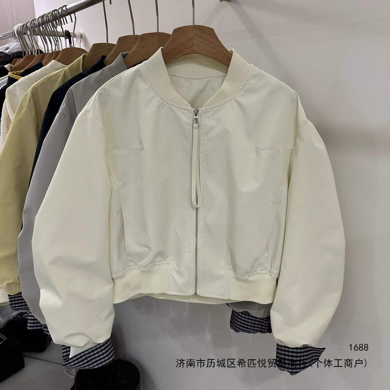 2026春秋新款韩版宽松立领拼接格子棒球服外套女时尚休闲百搭上衣