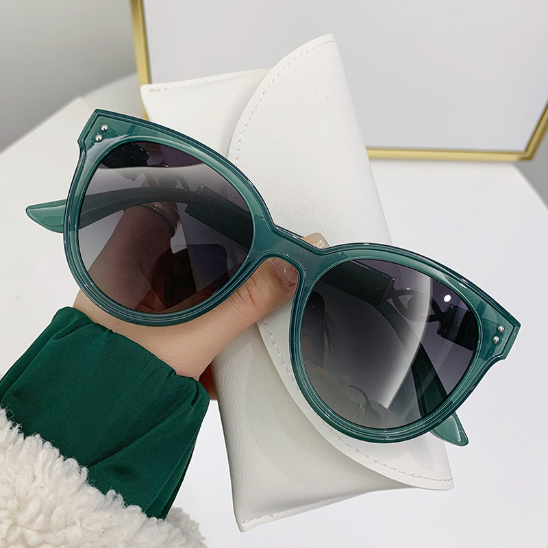 TR7564 en stock nuevas gafas de sol polarizadas de las mujeres moda CAT EYE Sun sunglasses gafas de sol de protección solar al por mayor