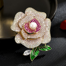 重工高档淡水珍珠玫瑰花胸针铜镀金镶嵌立方氧化锆石花卉胸针配饰