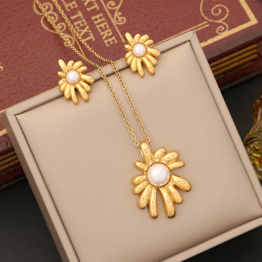 (Cross-border trading), Tide, accessory, chain for key bag  stainless steel from pearl, pendant, flowered 4