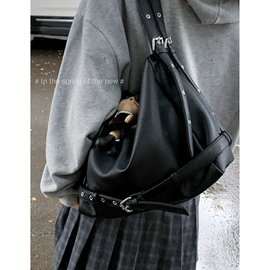 托特包;腋下包;水桶包