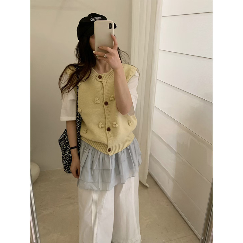 高级感立体毛球针织马甲背心女外搭2025秋季新款宽松无袖毛衣马夹|undefined