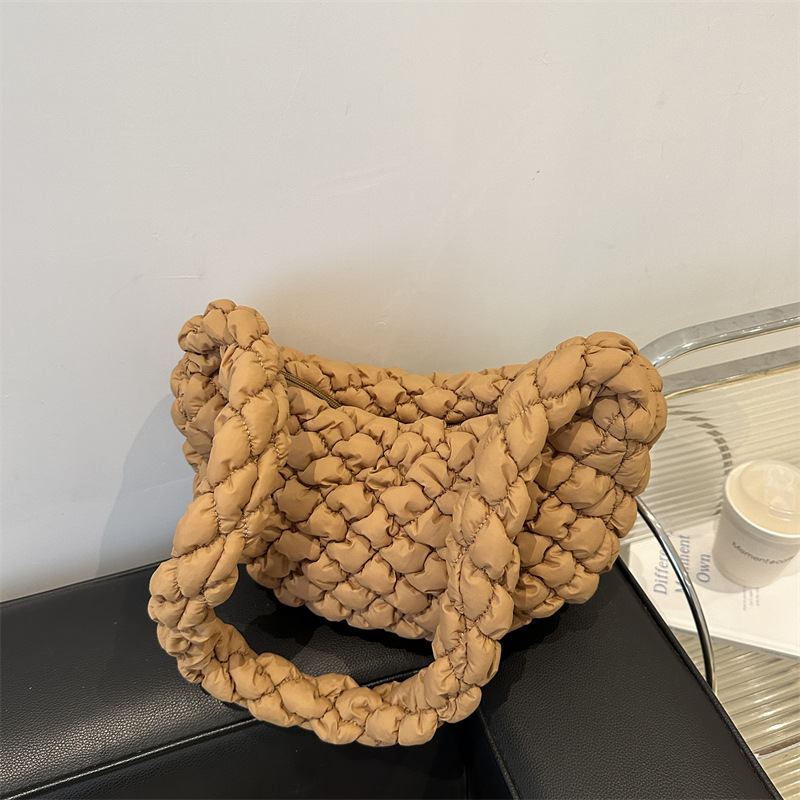 Pleated Dumpling Shoulder Bag For Women Versatile Cloud Handbag_voghion.com