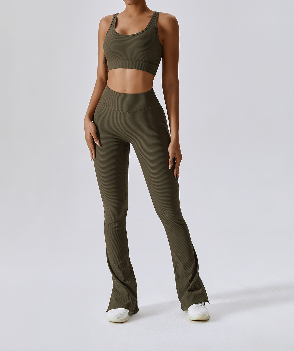 6 Model Display-BWX8056-1-Olive Green-1 (7).jpg