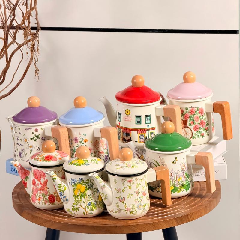 Dopamine Small-Capacity Coffee Pot, Tea Pot, Cold Water Pot, Vinegar Pot, Oil Pot, Heatable Enamel Anti-Scald Wooden Handle Pot Dopamine Small-Capacity Coffee Pot, Tea Pot, Cold Water Pot, Vinegar Pot, Oil Pot, Heatable Enamel Anti-Scald Wooden Handle Pot