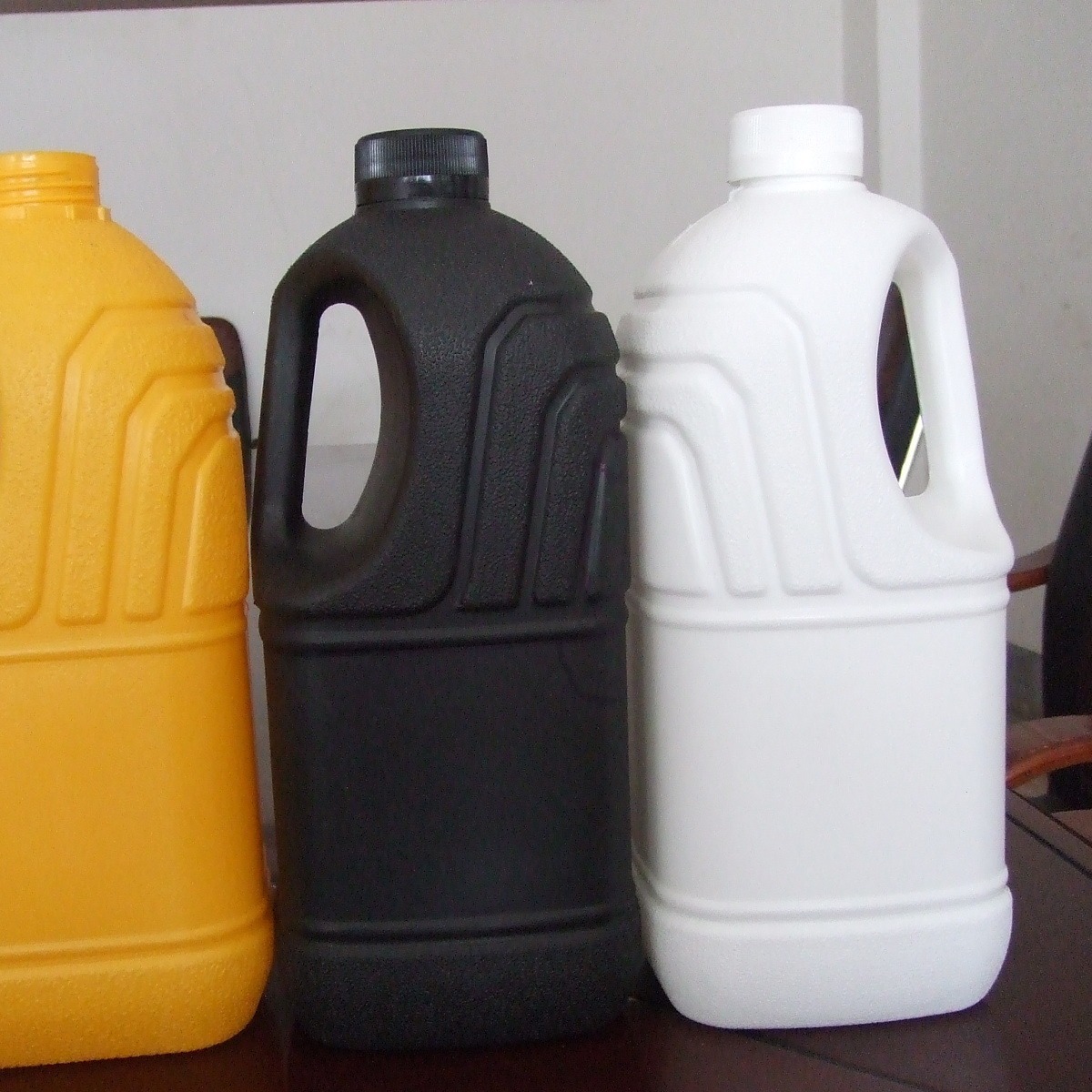 【厂家直供】2L果汁瓶 浓缩果汁瓶 HDPE瓶