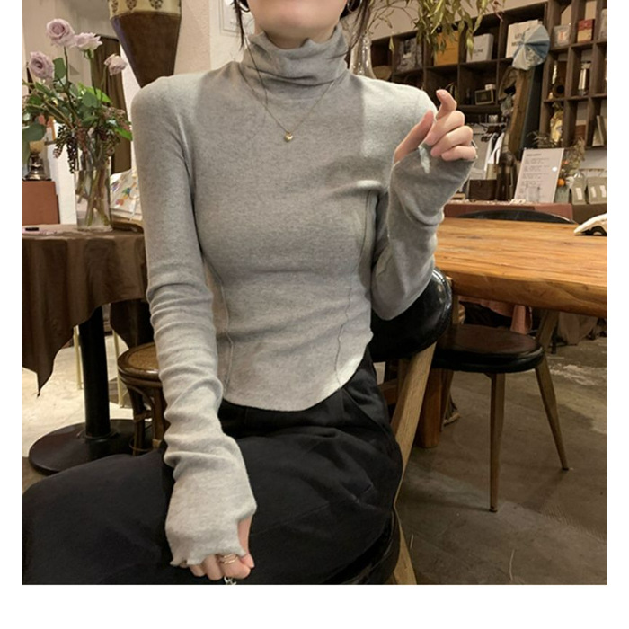 회색
