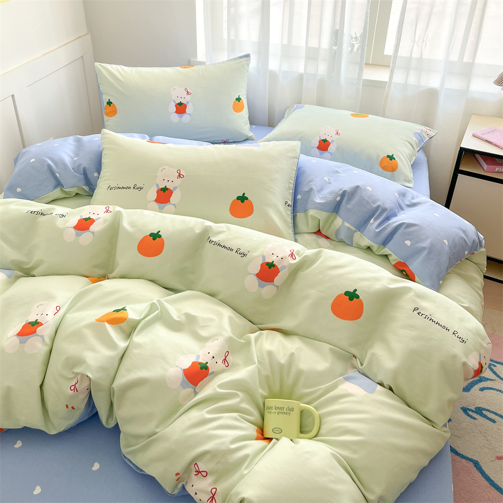 Algodón fresco no estático cuatro piezas de alta densidad ins viento dormitorio de estudiantes de dibujos animados cubierta de colcha de algodón A alto soporte de tres piezas