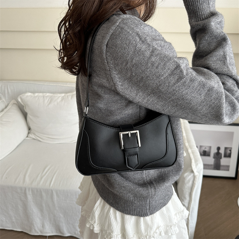 Bolso pequeño súper caliente de alta gama para mujer 2024 nuevo bolso de hombro popular de todo fósforo bolso de barra de axila de moda bolso pequeño