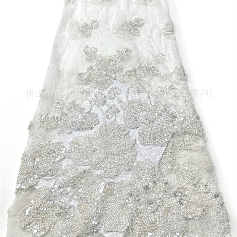 Fábrica directa tela bordada de encaje flor tridimensional tubo bordado vestido de boda vestido de moda tela de vestido