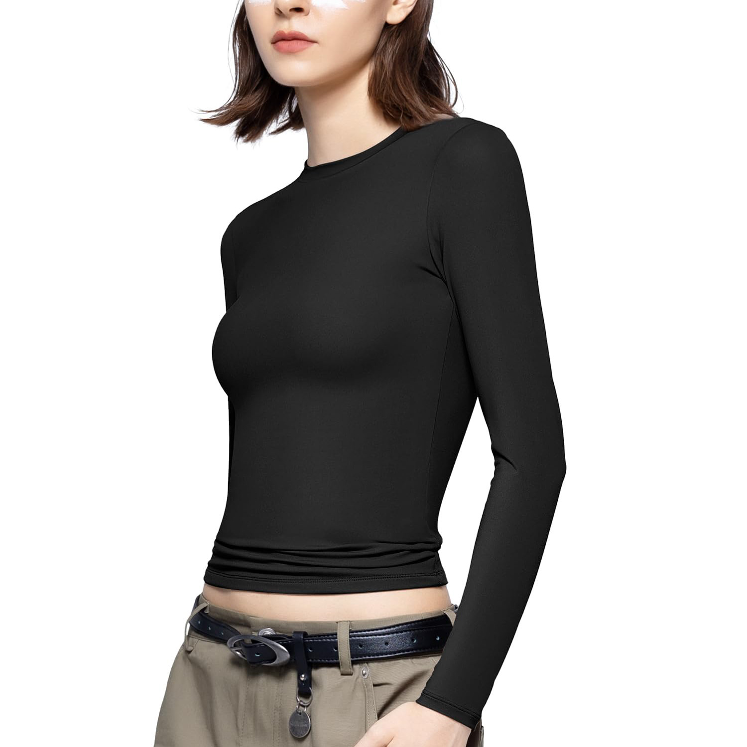 Slim-Fit Long-Sleeve Base Layer Top with a Round Neck, Slimming Black T-Shirt for Women, Thin Autumn Style