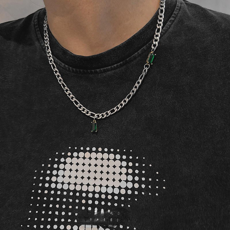 Design Exquisite Green Patchwork Light Luxury Niche Trendy Cool Men's Necklace High-end Cuban Women's Clavicle Chain_voghion.com