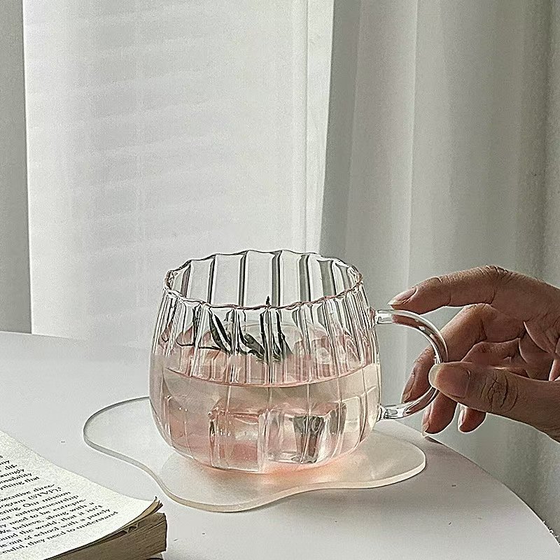 花びら縦縞ガラスカップ 耐熱性 高品質 コーヒーカップ ミルクカップ|undefined