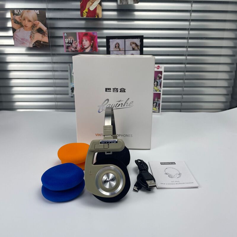 巴音の箱の新型の潮流のアメリカのレトロなヘッドセットの無線のbluetoothのイヤホンのKOSSの屋外の写真を撮る凹形の形のPP|undefined