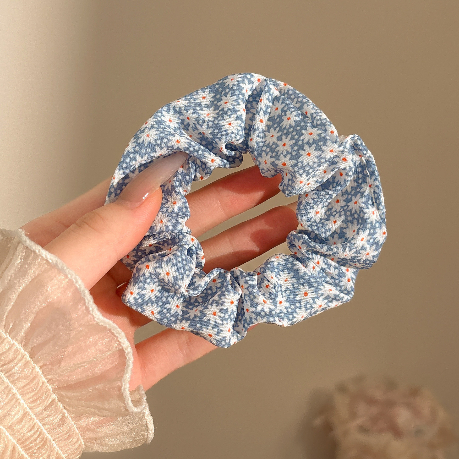 Coreano de encaje a cuadrícula anillo de cabello de intestino para mujeres 2026 nuevo estilo de cabello in-viento de gran tamaño bolas de cabello flor de tocado