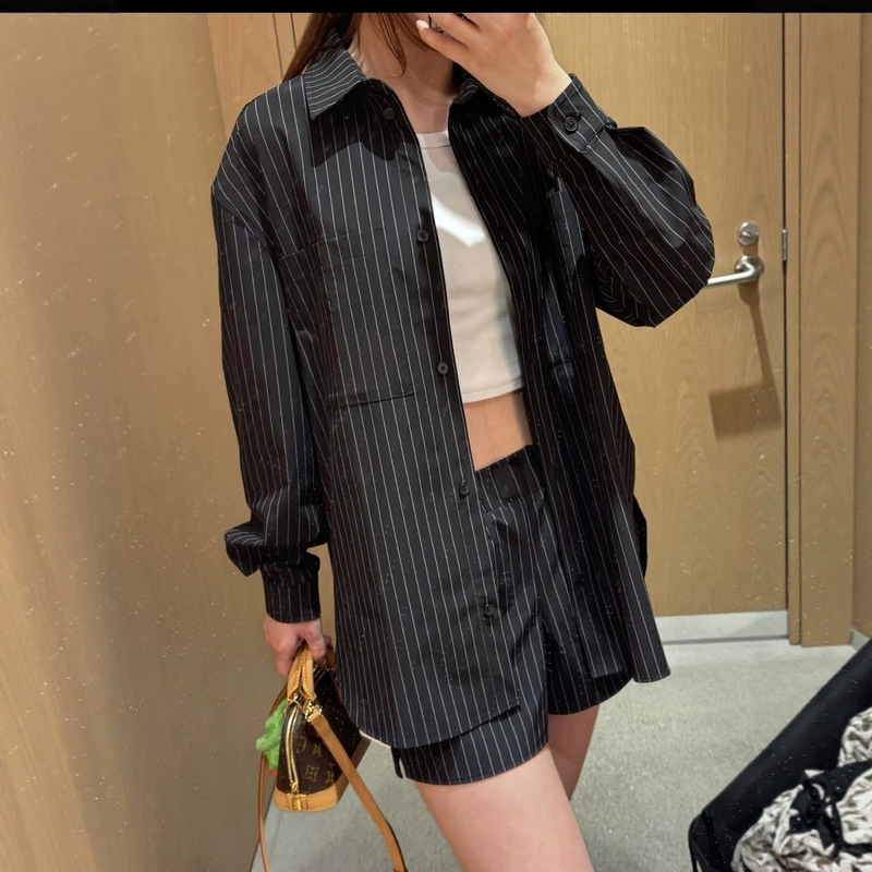 2026 new model, same style as Zhao Lusi, AL women's loose casual fine striped long-sleeve shirt, versatile slimming top, trendy
