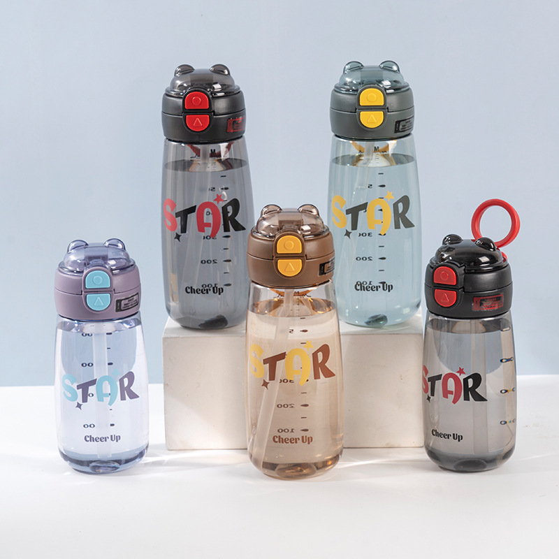 Yitong osos de dibujos animados tazas de agua de alto valor para hombres y mujeres tazas de paja tazas de plástico de deportes de estudiantes tazas portátiles