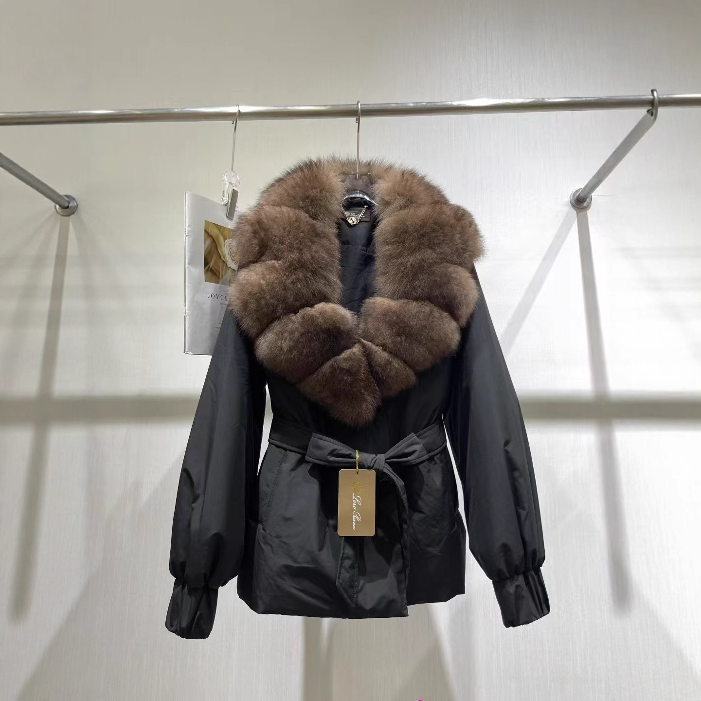 Name.jpg?x-oss-process=image/format,png