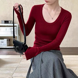 女式针织衫;吊带背心;半身裙