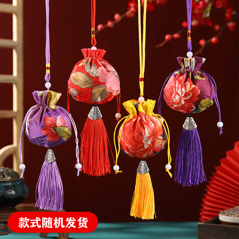 Dragon Boat Festival Bolsita Bolsita Estilo antiguo Bolsita repelente de mosquitos Bolso Bolsa vacía Bolsa de incienso Colgante de coche Colgante de coche