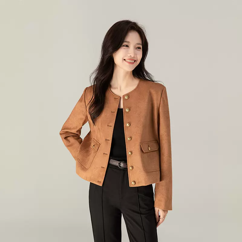 鑫阁麂皮绒短外套女秋季新款洋气时尚焦糖色球形金属扣复古小外套