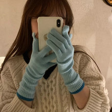 出口订单韩国ins博主秋冬保暖手套女分指可触屏长五指有孔仿羊绒