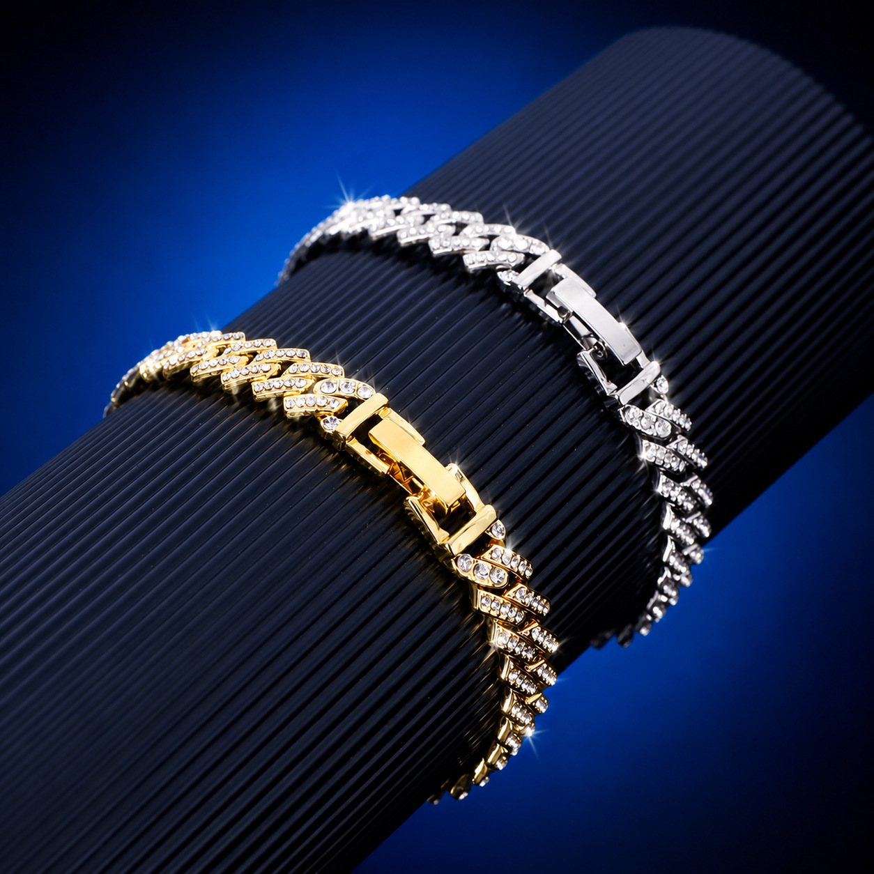 Collar de Cadena Cubana con Cierre de Diamantes 10mm de Aleación Galvanizado para Fiesta