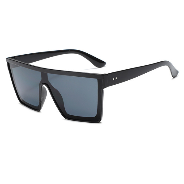 fashionable sunglasses
