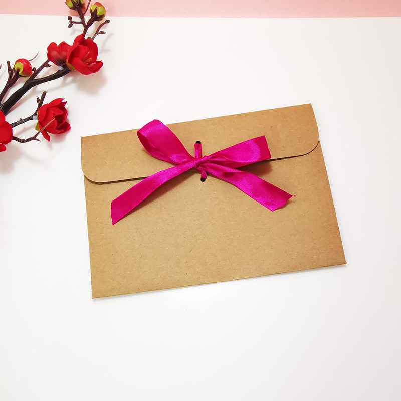 Sobre europeo estilo papel Kraft tarjeta de felicitación vintage Tarjeta de bendición bolsa de embalaje arco creativo bolsa de CD al por mayor