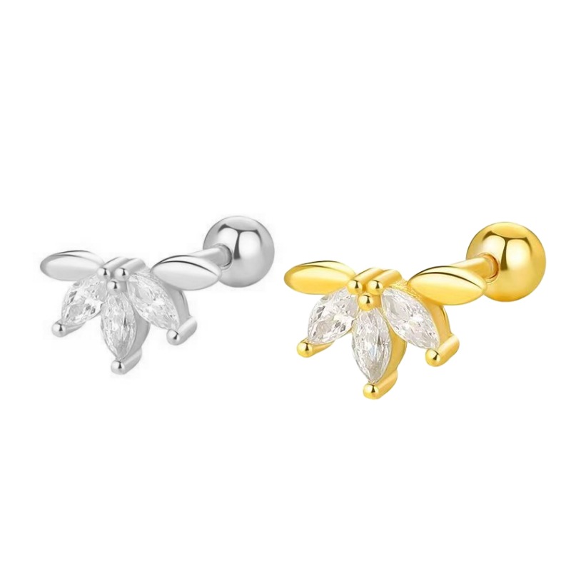 Silver pointed spike labret stud material detail