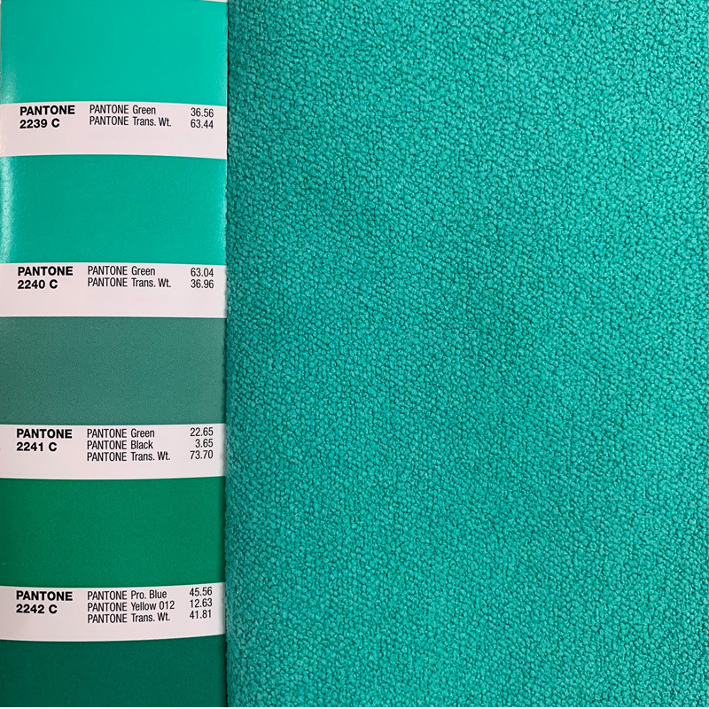 에메랄드 그린 [충분한 용량]