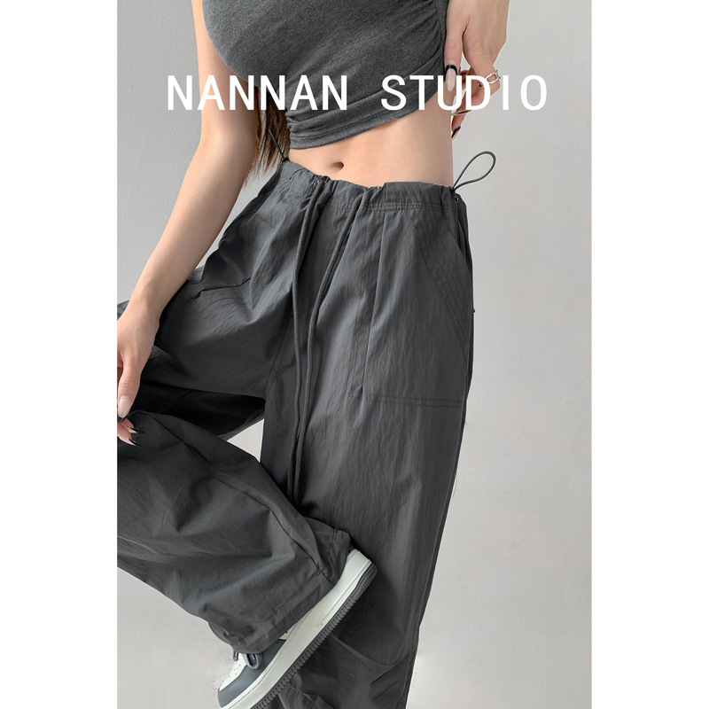 [Clearance] Zhang Xiaonai American-Style Spicy Girl Low-Waist Drawstring Cargo Pants for Women, Pleated Wide-Leg Parachute Pants # 2147Y