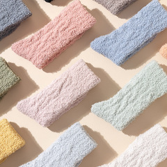 珊瑚絨襪子秋冬保暖加絨加厚純色ins麻花毛絨中筒襪少女睡眠襪