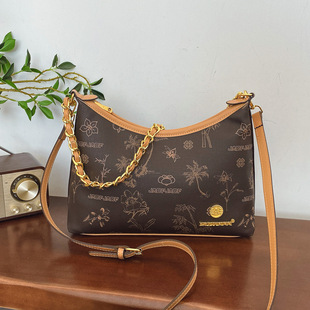 2025 New Crescent Bag Chain Bag Advanced Sense Original Stylish Light Luxury Fashion Portable Reading Flower Shoulder Bag Crossbody Bag