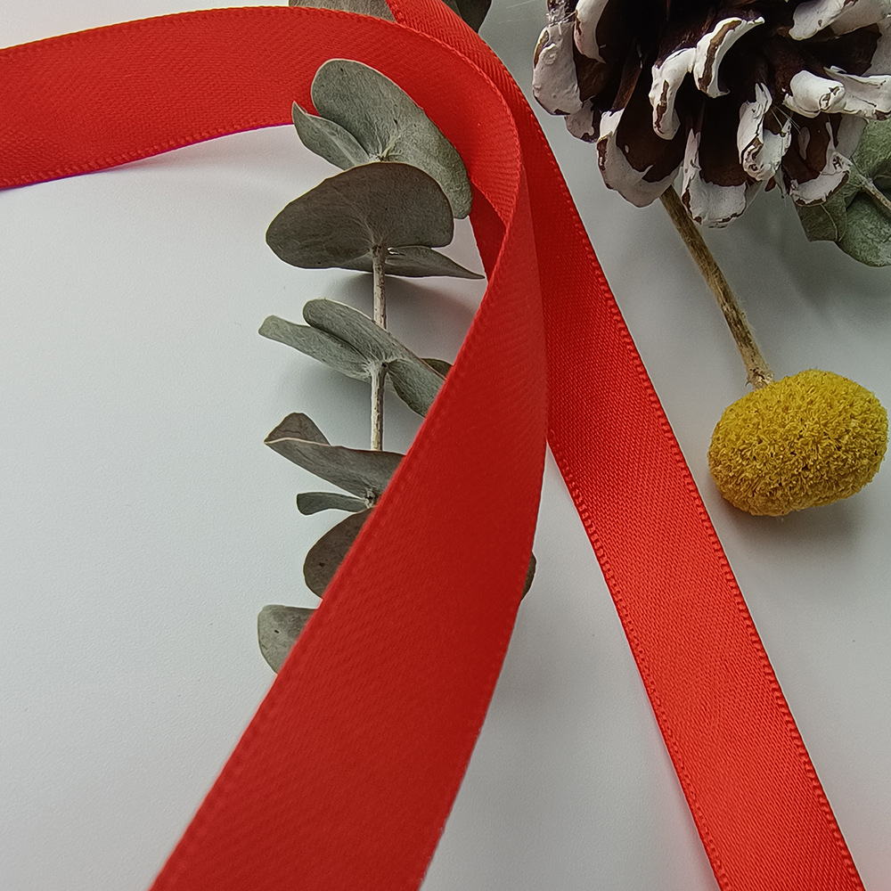 Suministro directo de fábrica cinta de poliéster encriptada de doble cara cinta roja boda festiva caja de dulces cinta de embalaje de regalo al por mayor