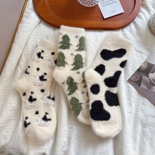 Autumn and Winter coral velvet socks mink velvet sleep socks women's mid-calf ins fleece-lined thick warm plush snow socks
