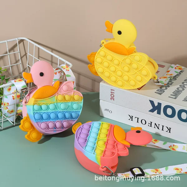 Children's Cartoon Duckling Stress-Relief Bag, Silicone Small Crossbody Bag for Girls, Coin Purse, Storage Shoulder Bag