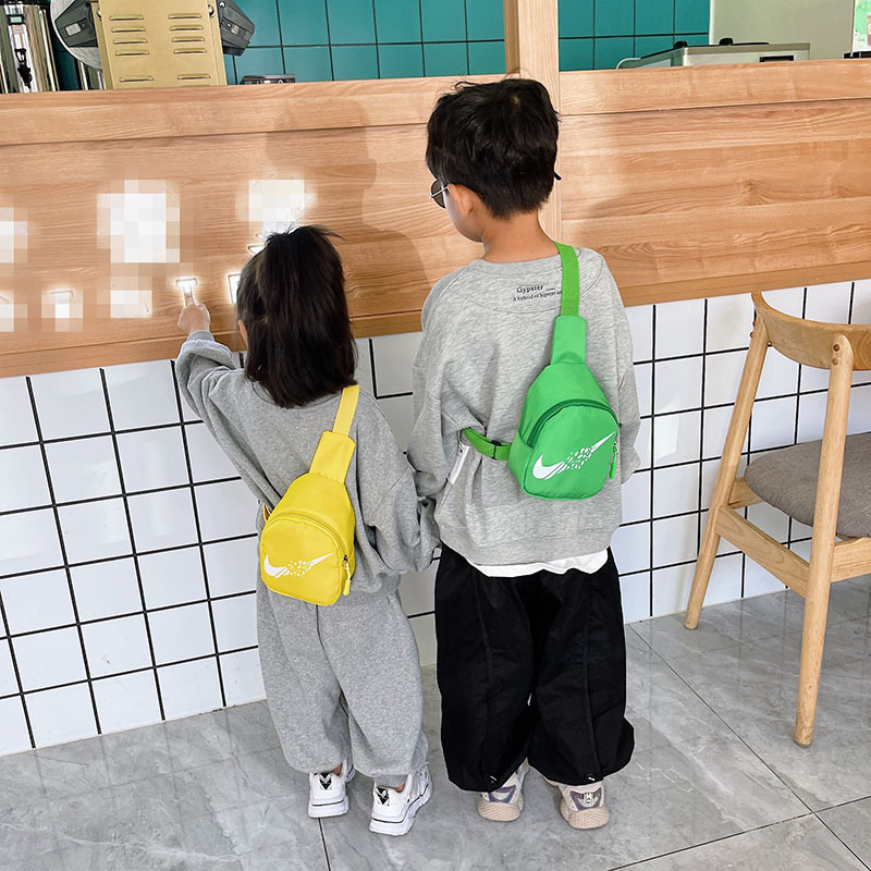 Nuevo bolso de los niños moda casual niños y niñas crossbody pecho bolsa lindo moda niños y niños hombro monedero