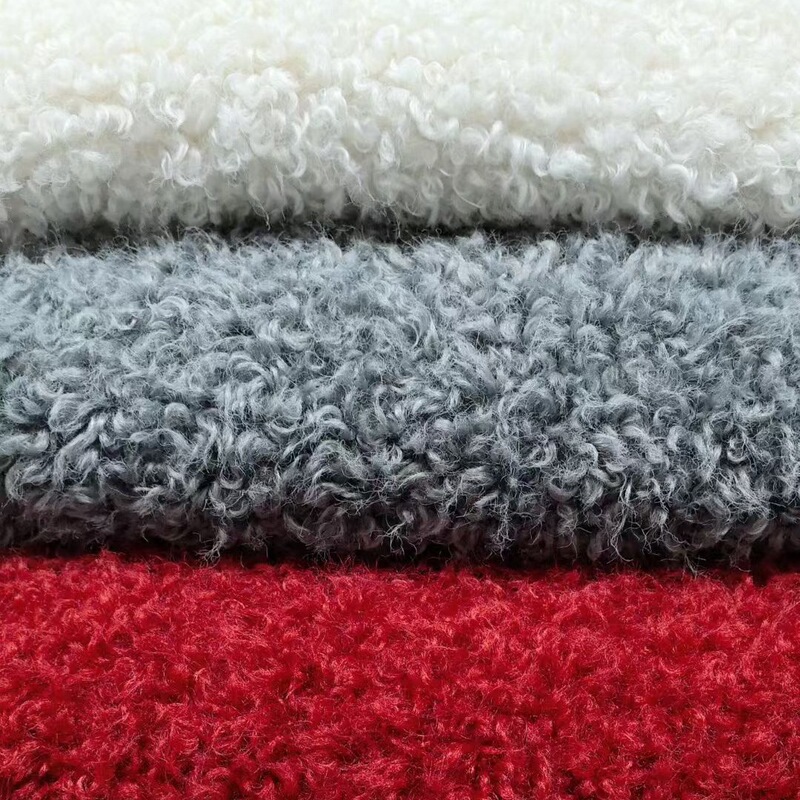 New Cloud Silk Curls, Soft and Curly Long Hair, Popular Autumn and Winter Coats, Men's and Women's Clothing, Toys, Dolls, Accessories in Stock New Cloud Silk Curls, Soft and Curly Long Hair, Popular Autumn and Winter Coats, Men's and Women's Clothing, Toys, Dolls, Accessories in Stock
