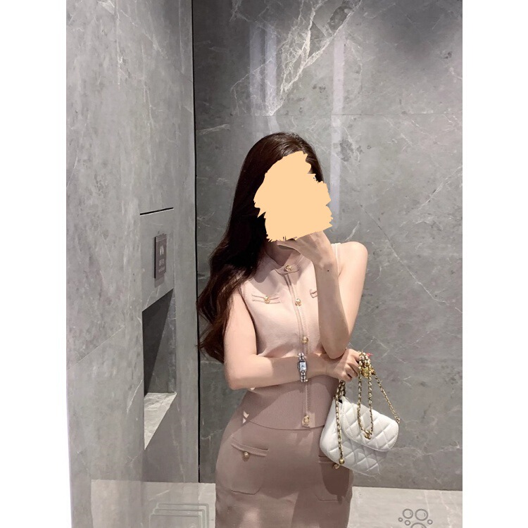 7655 フレンチセレブスタイルミルキー娘高品質輸入織韓国ノースリーブ気質双曲ニットスーツ|undefined